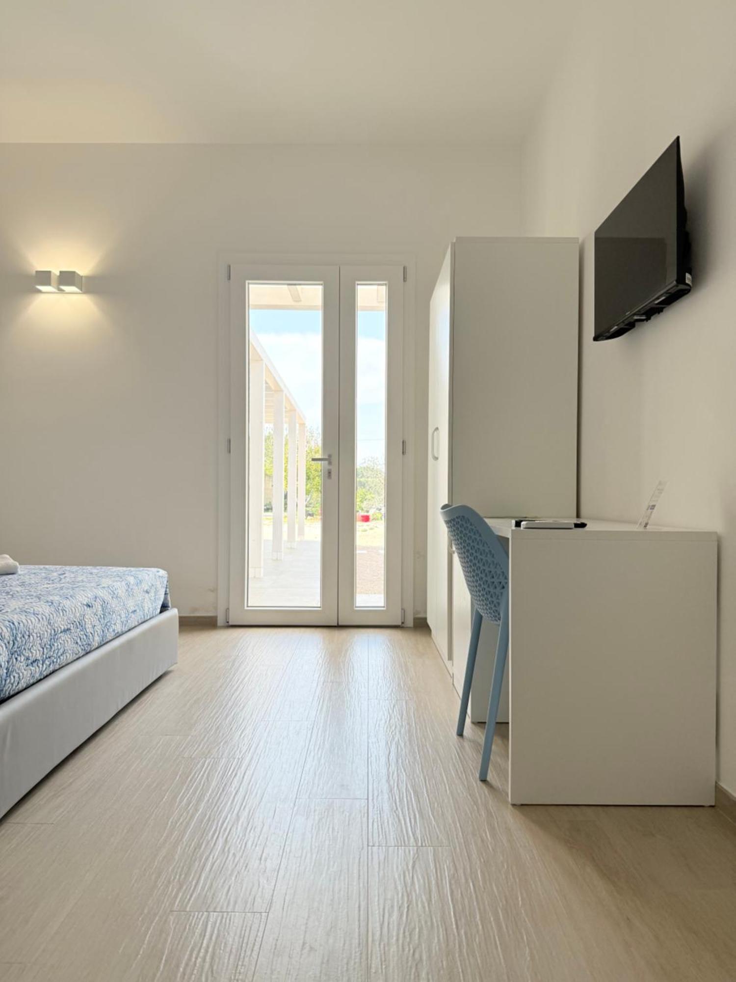 B&B Bianco Mediterraneo Torre Ovo Exteriör bild